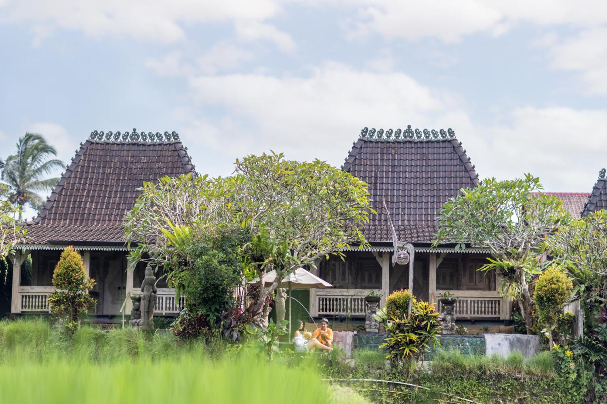 Wooden Ganeca Villas By Pramana Villas Убуд Екстериор снимка